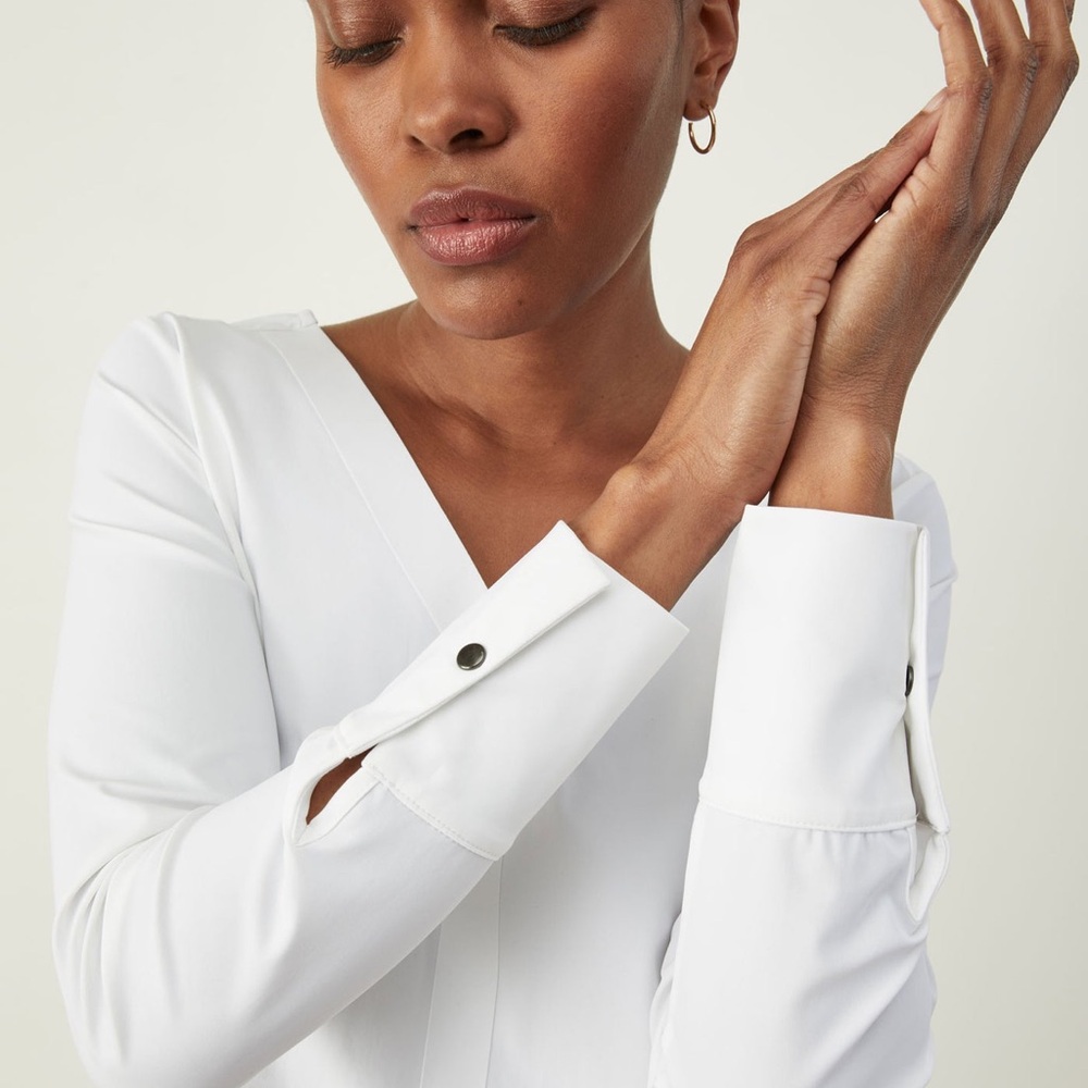 NWT ADAY Something Tailored V Neck Shirt white sz L Blouse sustainable - Picture 5 of 8